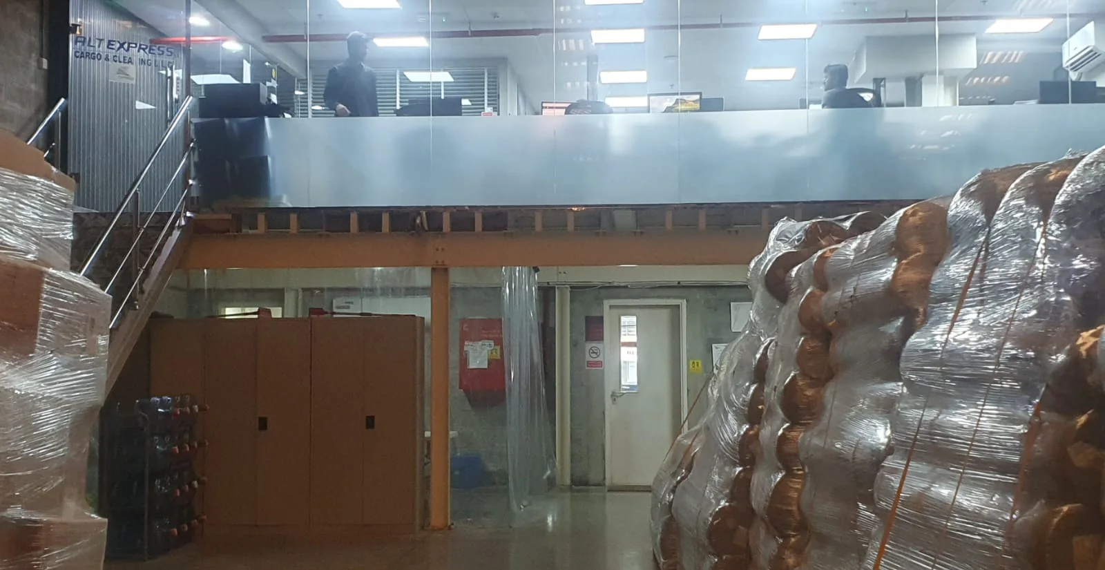 Warehouse office enclosure